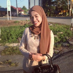 Aina R. profile icon