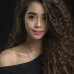 Chesza Cumpio Dela Cruz profile icon