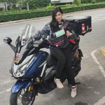 Thararat sasom profile icon