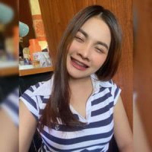 Ploy Chanita profile icon