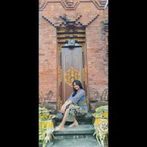 Luh Ari profile icon