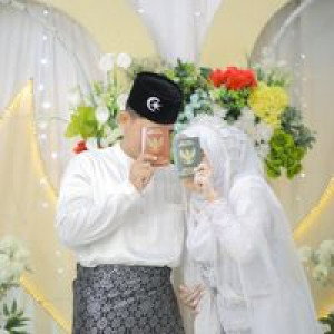 Hikmatul Muffidah profile icon