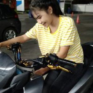 บิว'ว ลูกแม่ค้า profile icon