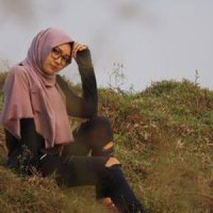 Devi Ayu Lestari profile icon