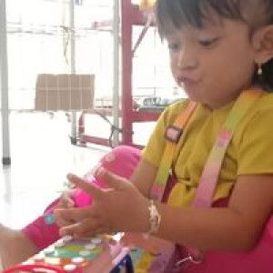 Zaskia Nur Aisyah profile icon