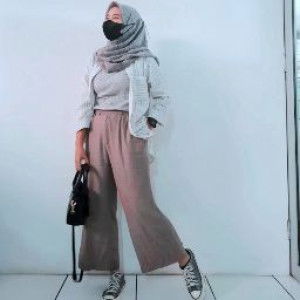 Indah Nurhayati profile icon