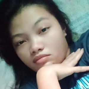 Regine Abejuela profile icon