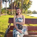 พลอย ย. profile icon