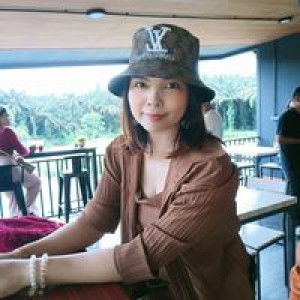 Meen Sirinan profile icon