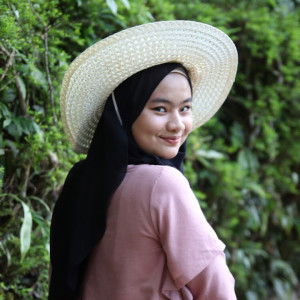 Nur Adina Ammyza Yuswadi profile icon