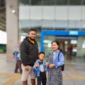 Rati Ningsih profile icon