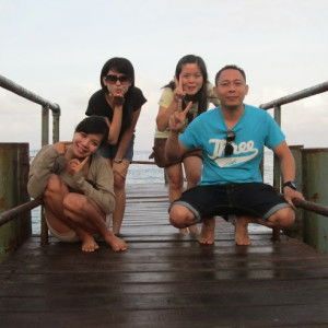 July Deviyani profile icon