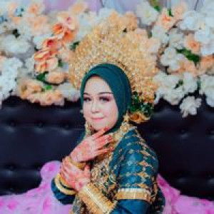 Indah Syafira S profile icon