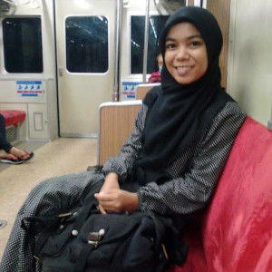 Nia Azmi profile icon