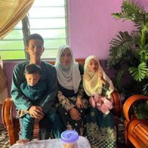 Fauziah Putri Anwar profile icon