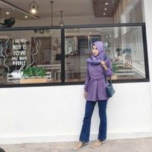 Tirza Dewi profile icon