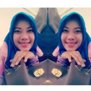 Anike Febritasari profile icon