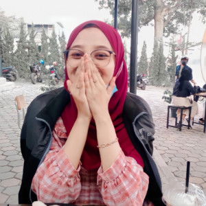 latifah profile icon