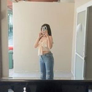 อนิ สาา. profile icon