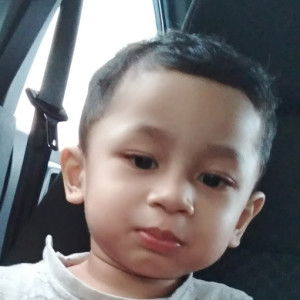 Izzah Halmi profile icon