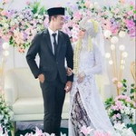 Leni Ariyanti profile icon