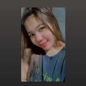 Novita Pertiwii profile icon