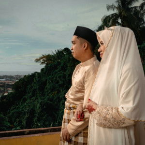 Farah Azlin profile icon