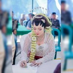 Nanik Lestari profile icon