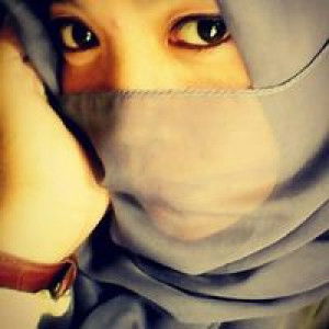 Putri Zahra profile icon