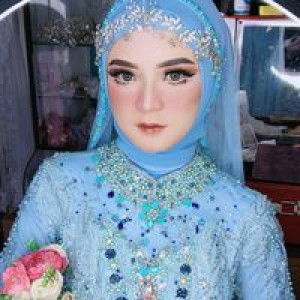 Canda Cahyani profile icon