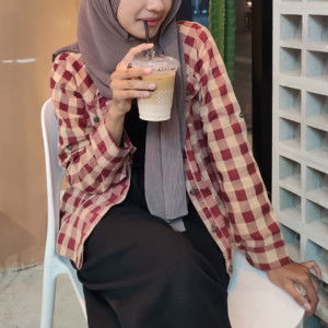 uswatun khasanah profile icon