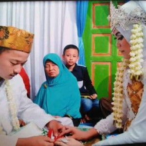 Wina Widiana profile icon