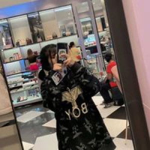 Nisa Chon profile icon