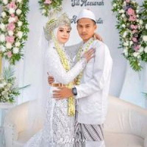 Siti Maesaroh profile icon