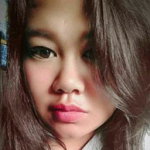 Julia Lia profile icon