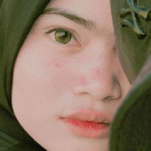 Dewi Ratnasari profile icon