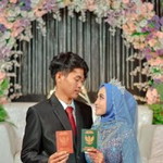 Ayu Lestari profile icon