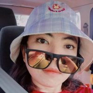 Estri Nareswari profile icon