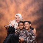 Esty Yuliani profile icon