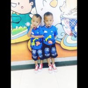 Rhina Marliena profile icon