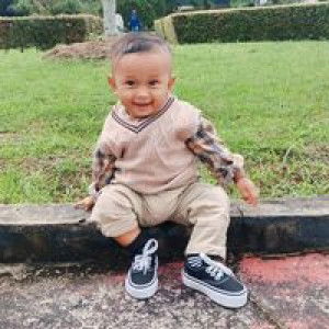 Ria Safrial profile icon