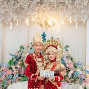 Hesty Liany profile icon