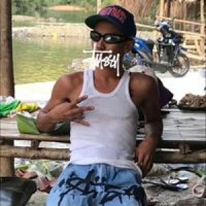 Louise Roxas profile icon