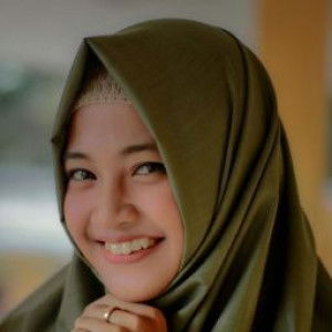 Indah Indriyani profile icon