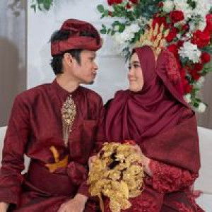 NiNi Redz profile icon