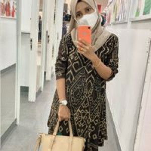 Triya Denisia Putri profile icon