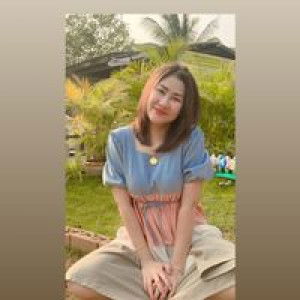 กระท้อน สุธาสิณี profile icon