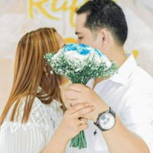 Joan Alipongan profile icon