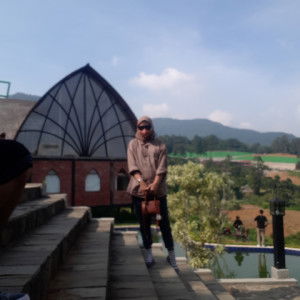 dian lestari profile icon