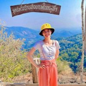 Amporn Adisak profile icon